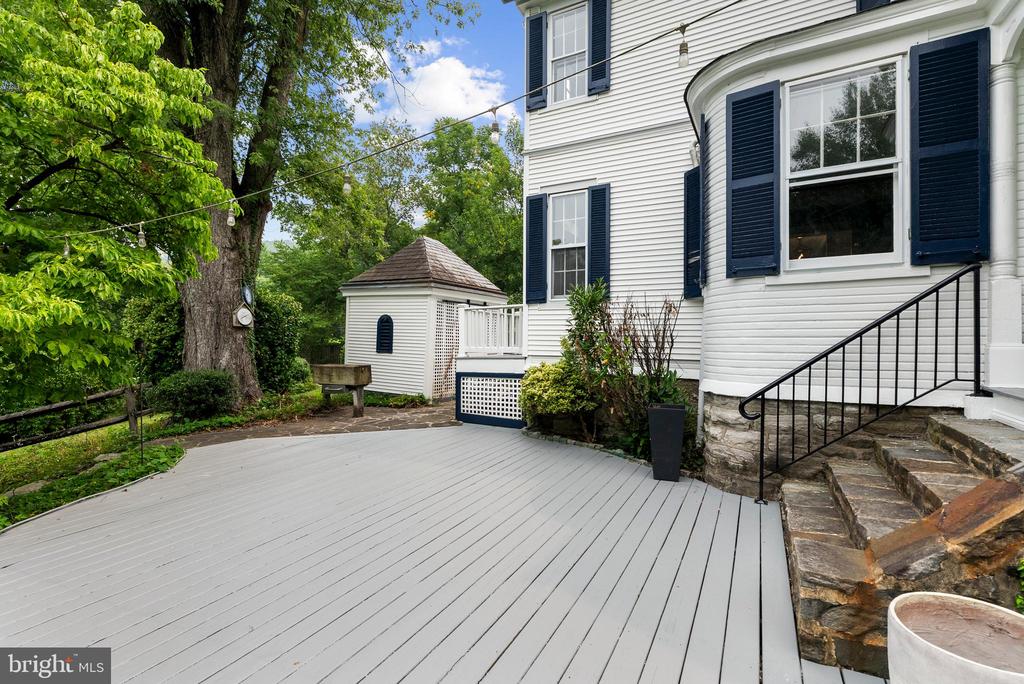 1600 W JOPPA ROAD