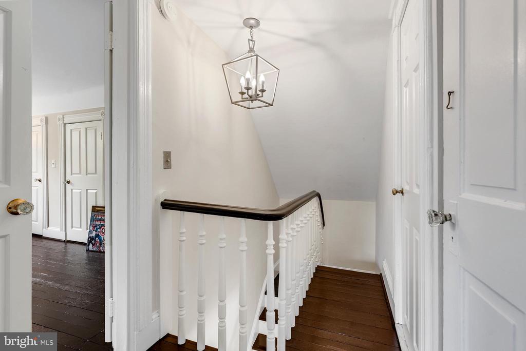 1600 W JOPPA ROAD