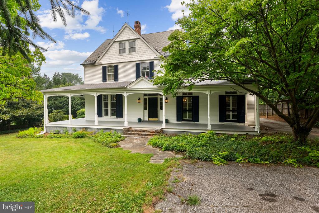 1600 W JOPPA ROAD