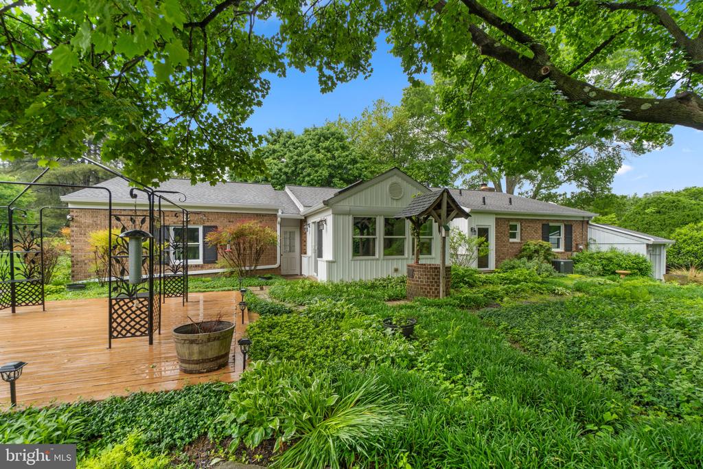 12605 HOWARD LODGE DRIVE
