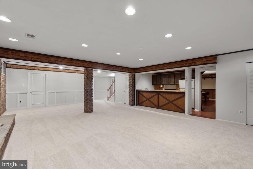 12605 HOWARD LODGE DRIVE