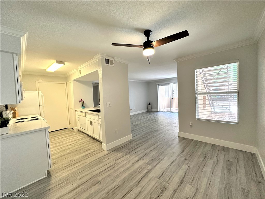 8101 West Flamingo Road 1150