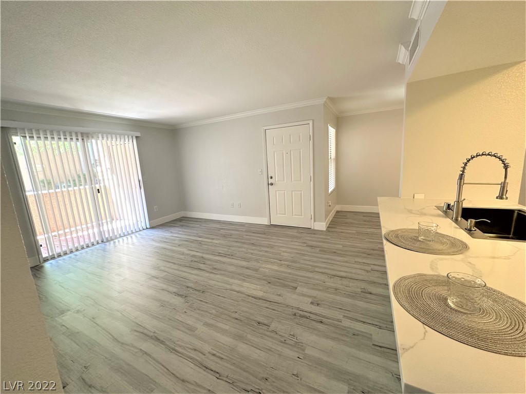 8101 West Flamingo Road 1150