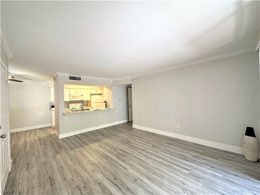 8101 West Flamingo Road 1150