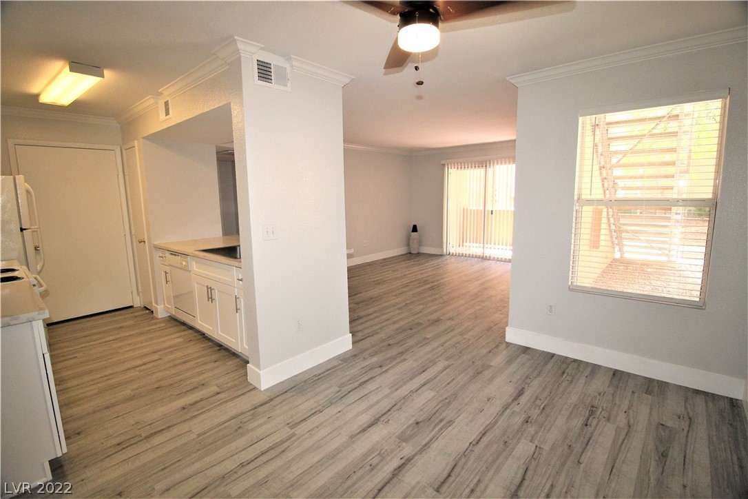 8101 West Flamingo Road 1150