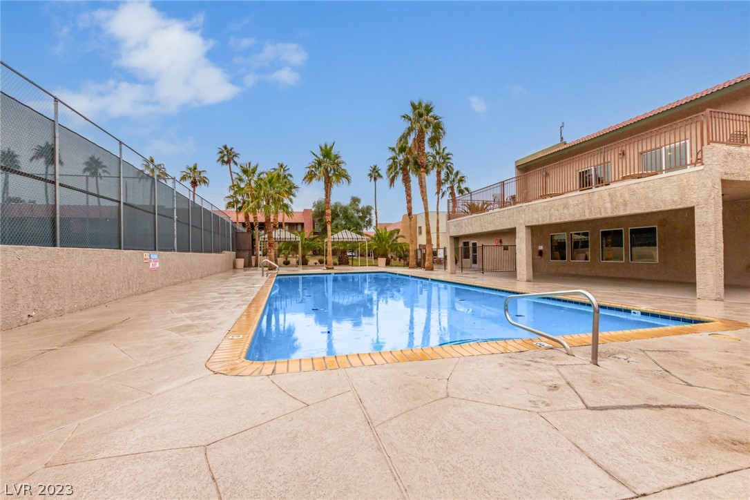 5260 River Glen Drive 262