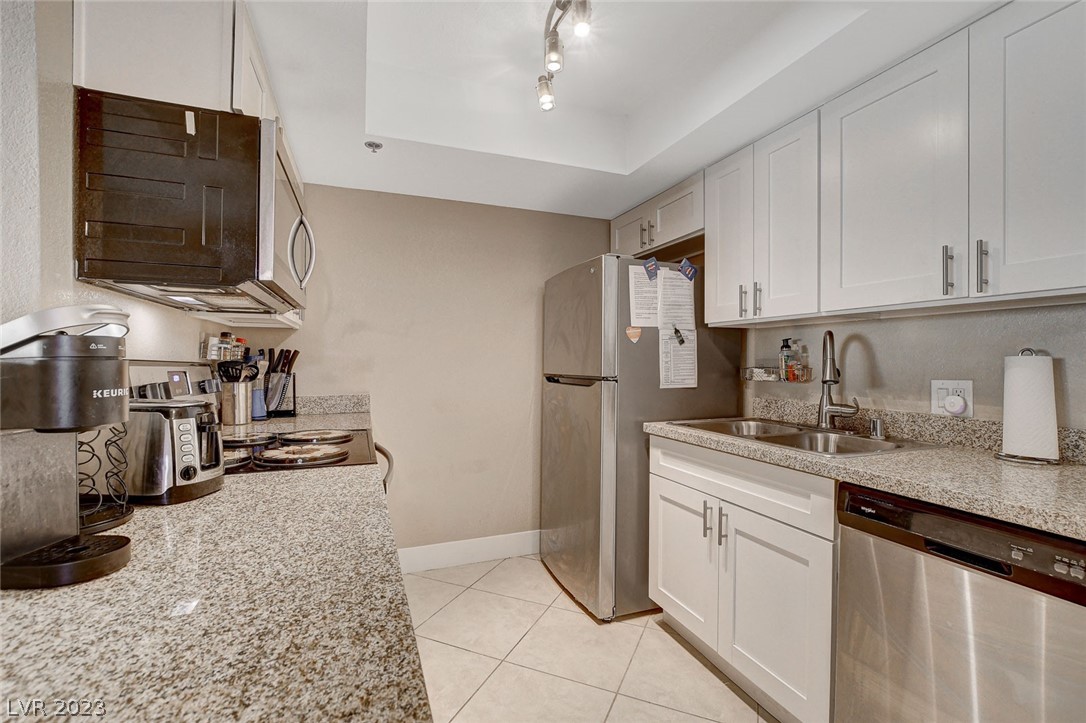 4200 South Valley View Boulevard 1068