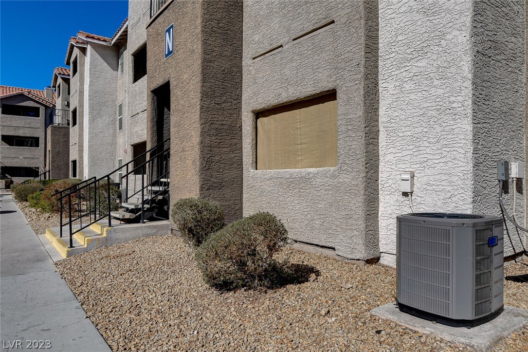 4200 South Valley View Boulevard 1068
