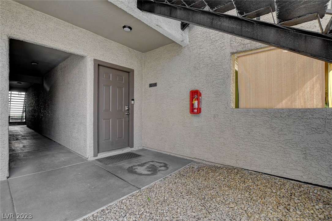 4200 South Valley View Boulevard 1068