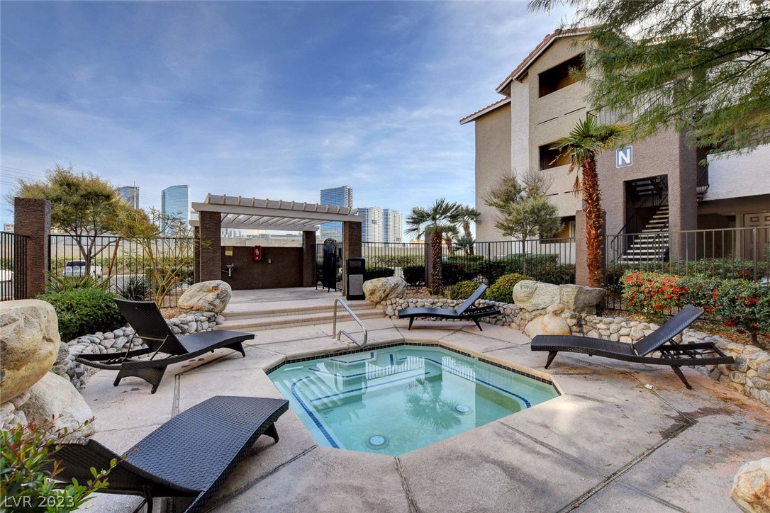 4200 South Valley View Boulevard 1068