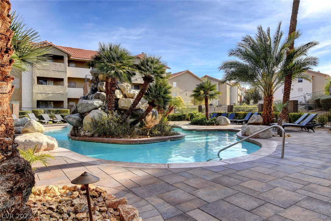 4200 South Valley View Boulevard 1068