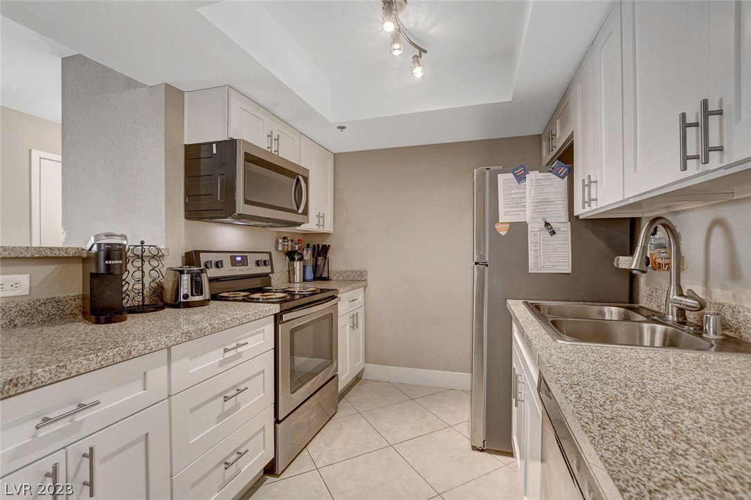 4200 South Valley View Boulevard 1068