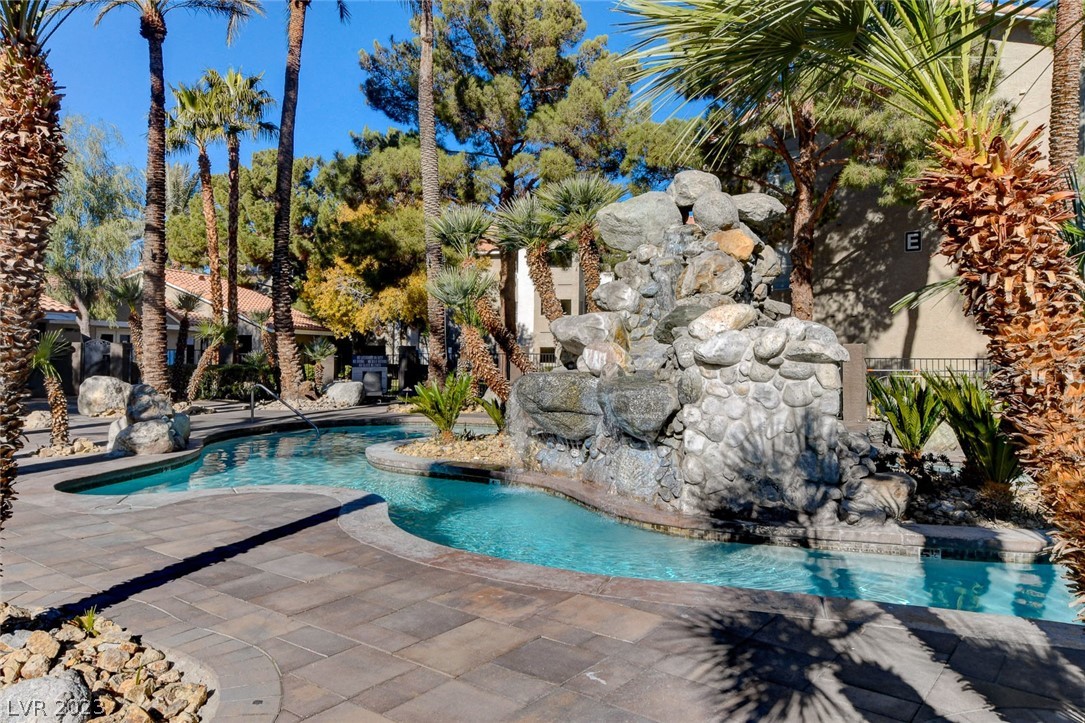 4200 South Valley View Boulevard 1068