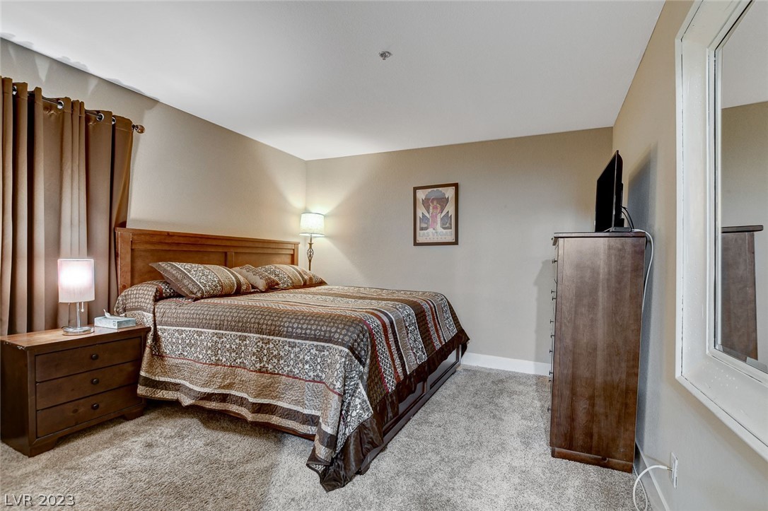 4200 South Valley View Boulevard 1068