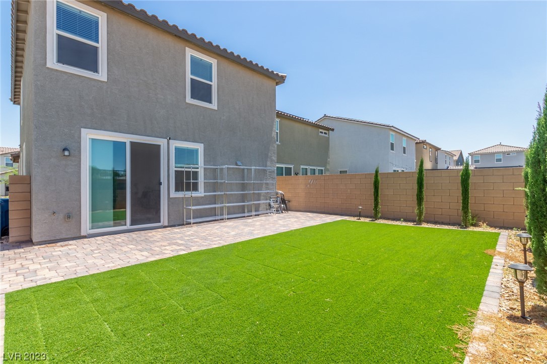 10389 Arroyo Willow Street