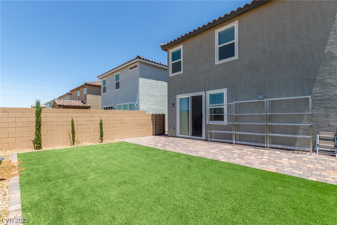 10389 Arroyo Willow Street