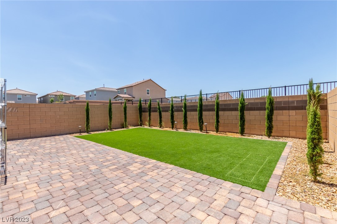 10389 Arroyo Willow Street