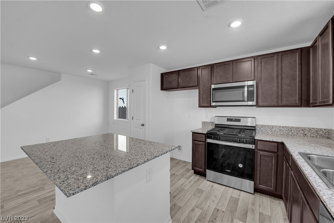 7002 Noche Calida Street
