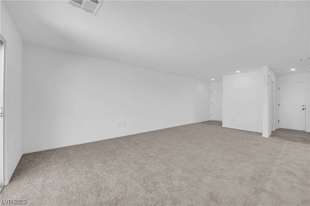 7002 Noche Calida Street