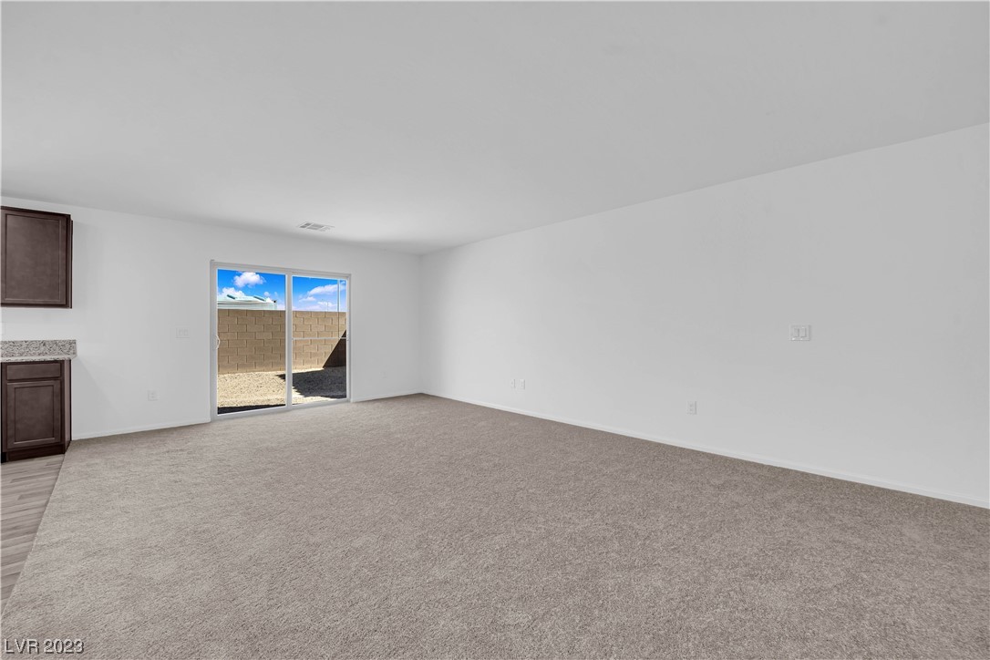 7002 Noche Calida Street