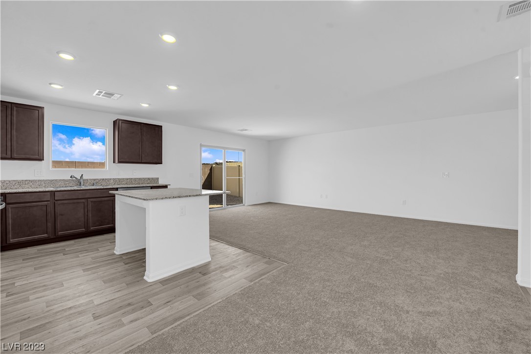 7002 Noche Calida Street