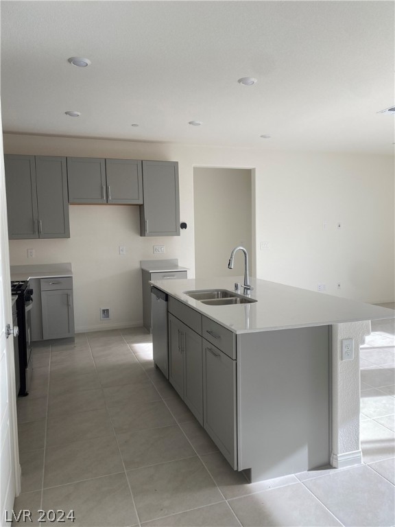 9943 Locking Biner Avenue