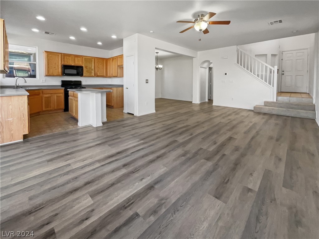 4532 Hearts Desire Avenue