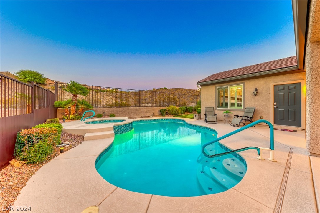 3178 Olivia Heights Avenue