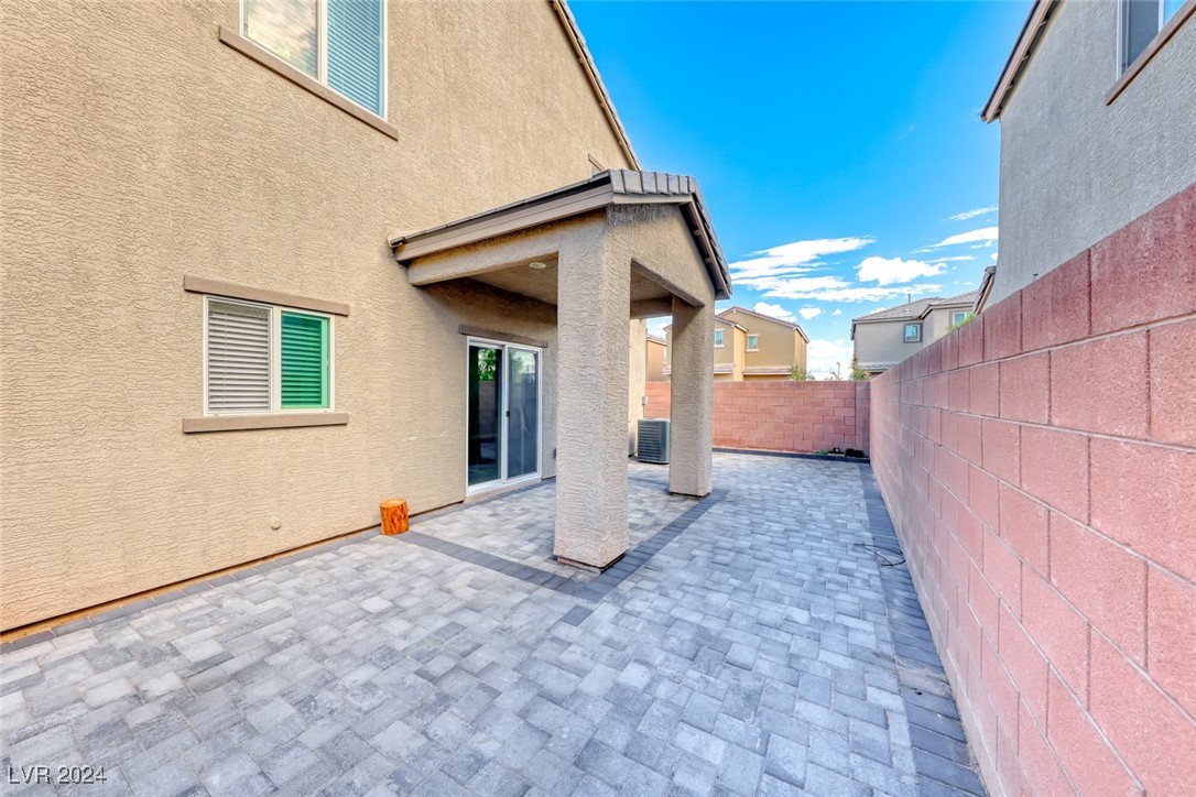 6131 Forest Archer Place