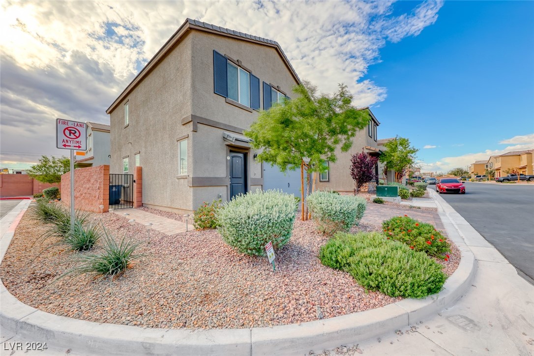 6131 Forest Archer Place