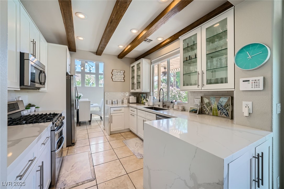 1701 Drifters Peak Street