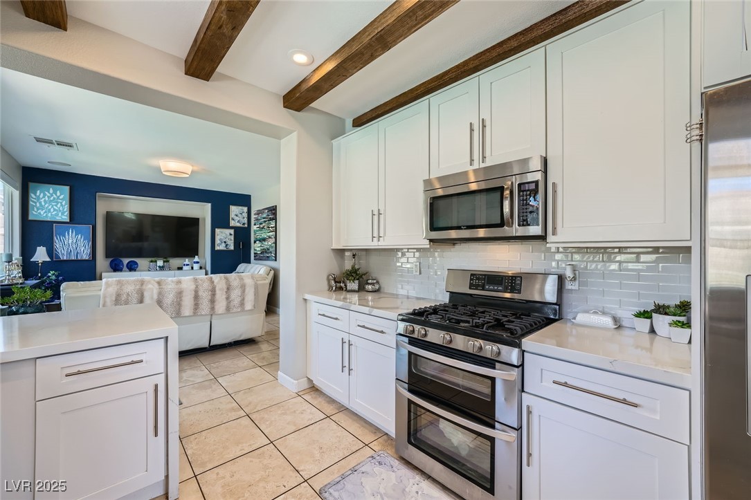 1701 Drifters Peak Street