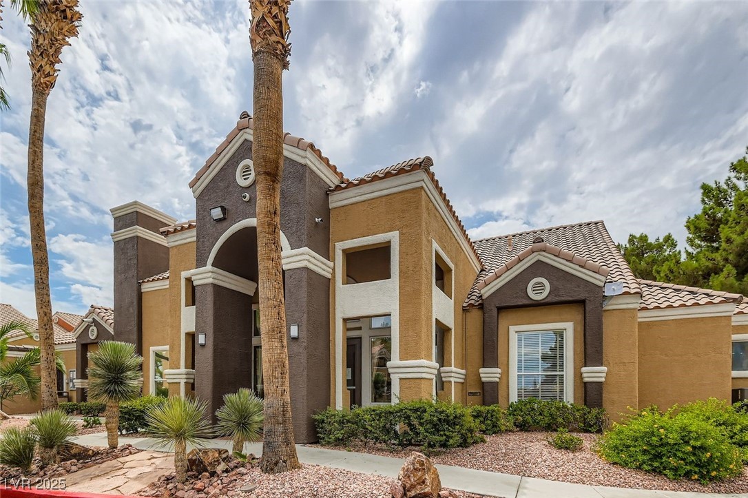 8101 West Flamingo Road 1150