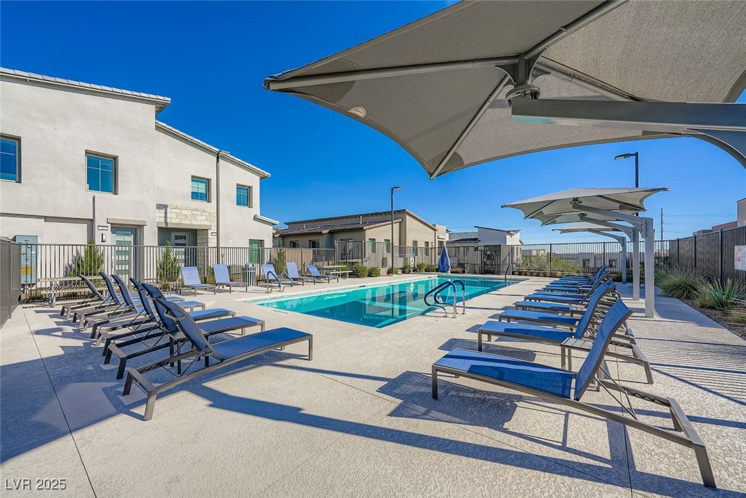 600 North Carriage Hill Drive 1184