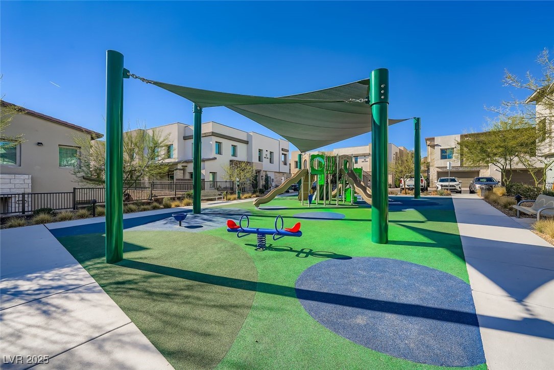 600 North Carriage Hill Drive 1184