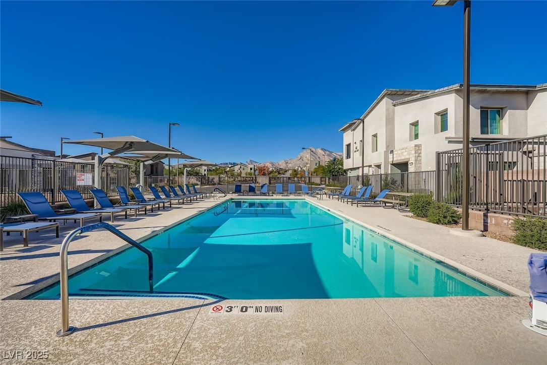 600 North Carriage Hill Drive 1184