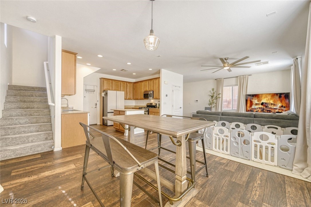 9305 Euphoria Rose Avenue