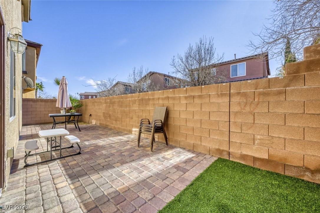 9305 Euphoria Rose Avenue