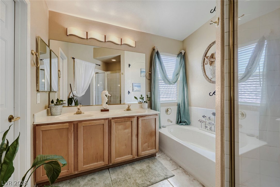 1567 Autumn Hill Street