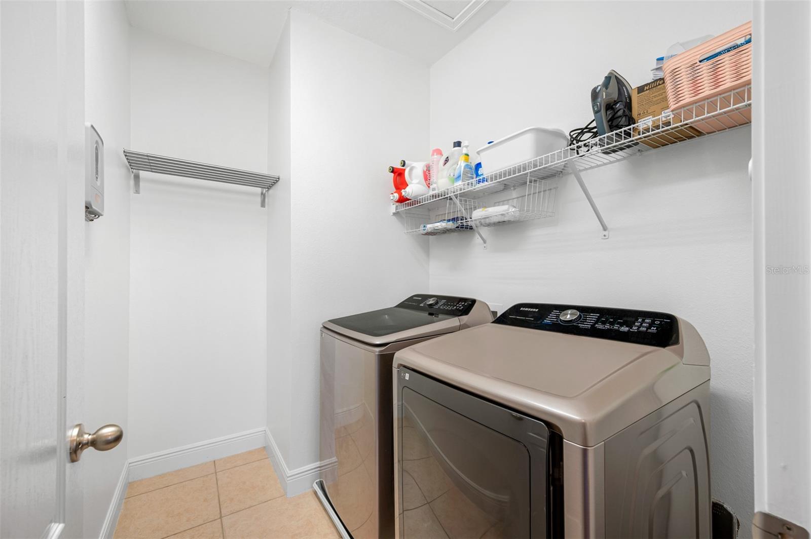 8119 CHAMPIONS FOREST WAY