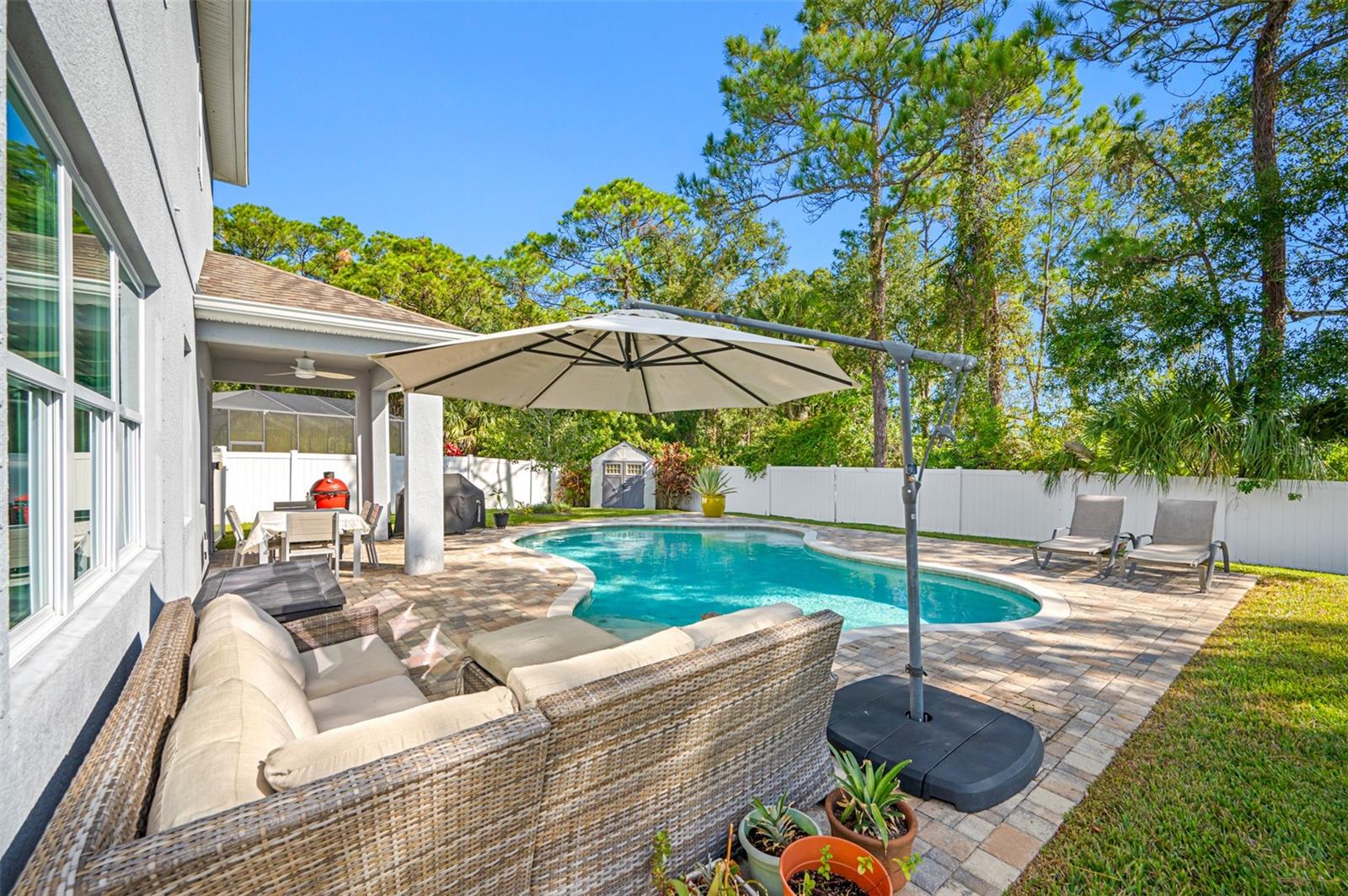 8119 CHAMPIONS FOREST WAY