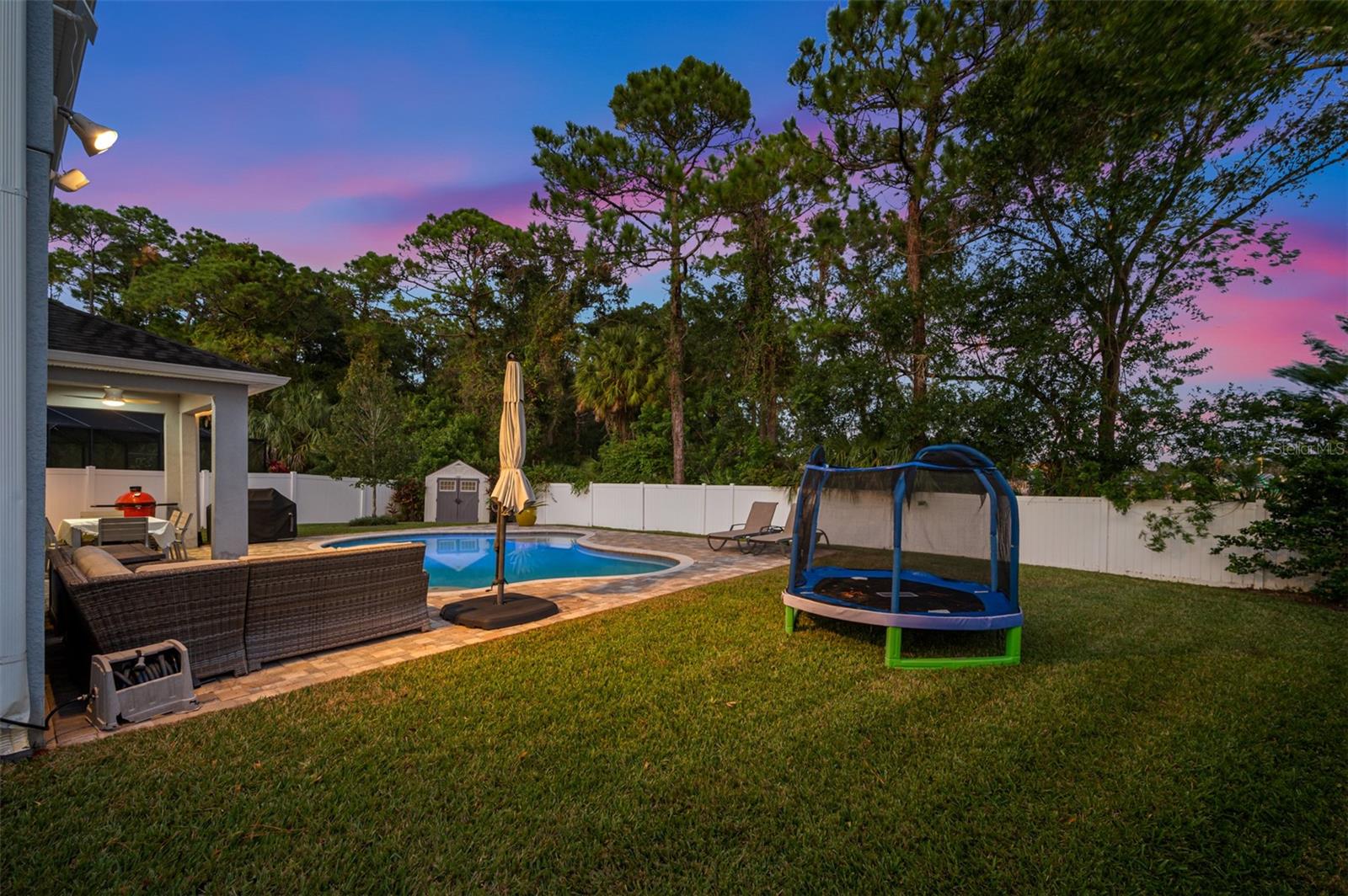 8119 CHAMPIONS FOREST WAY