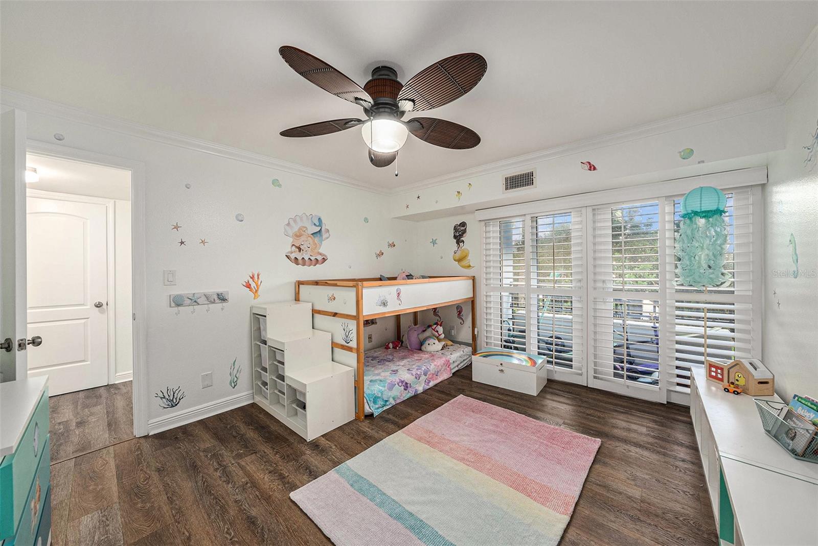 855 BAYWAY BLVD #104