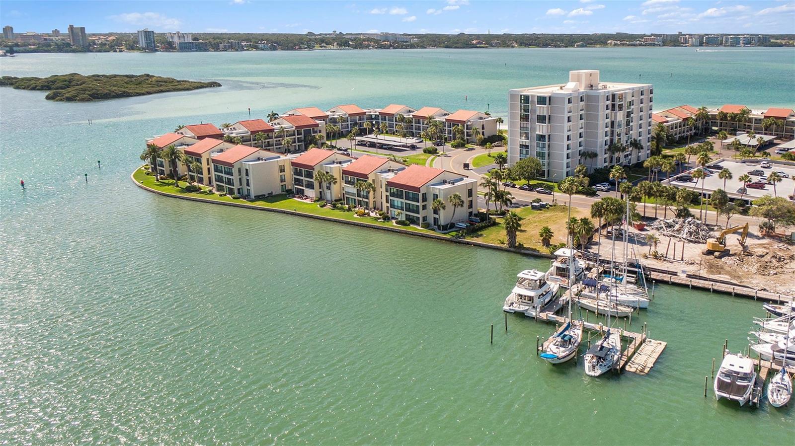 855 BAYWAY BLVD #104