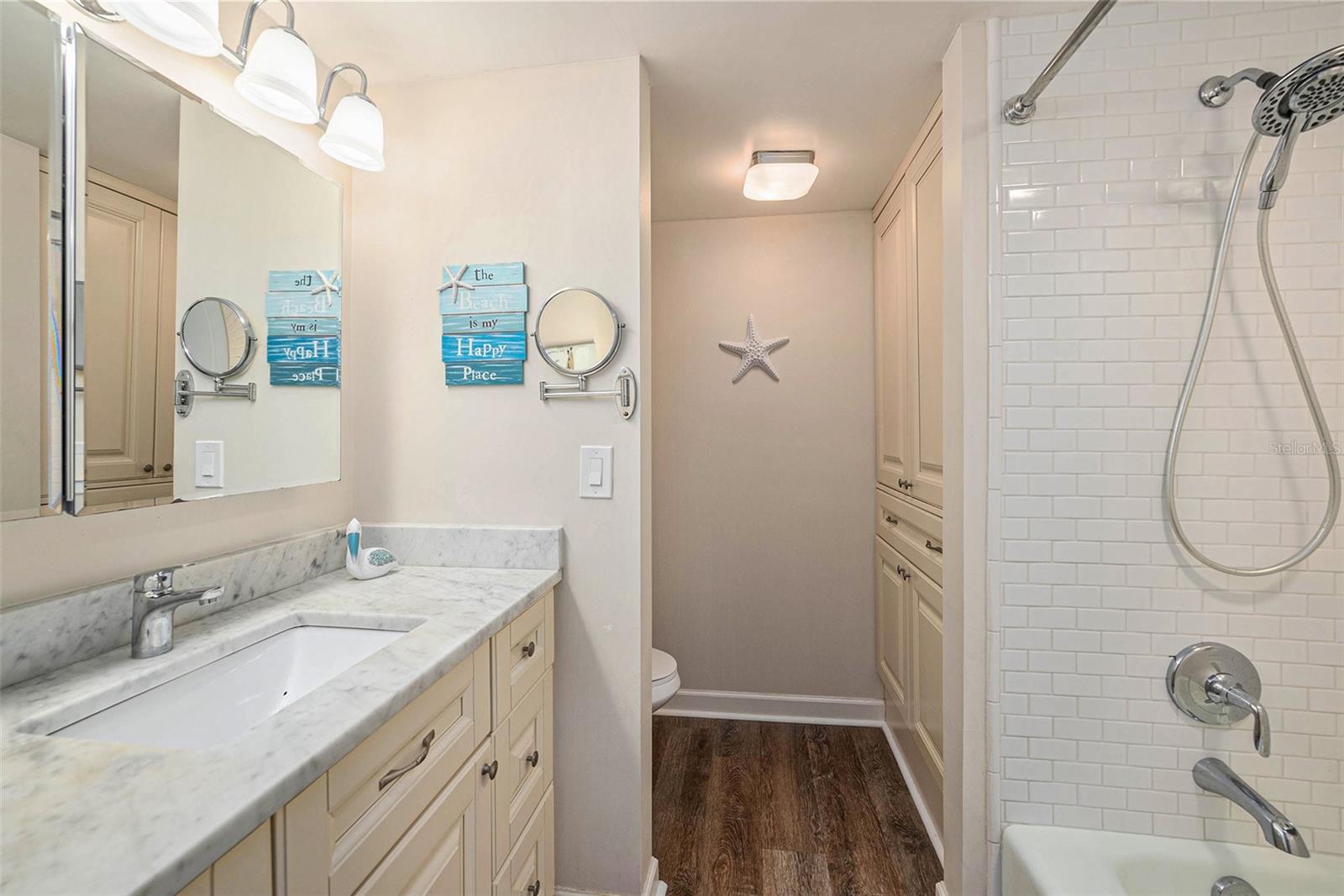 855 BAYWAY BLVD #104