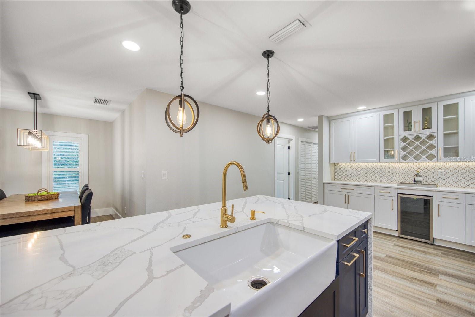 804 S WEST SHORE BLVD