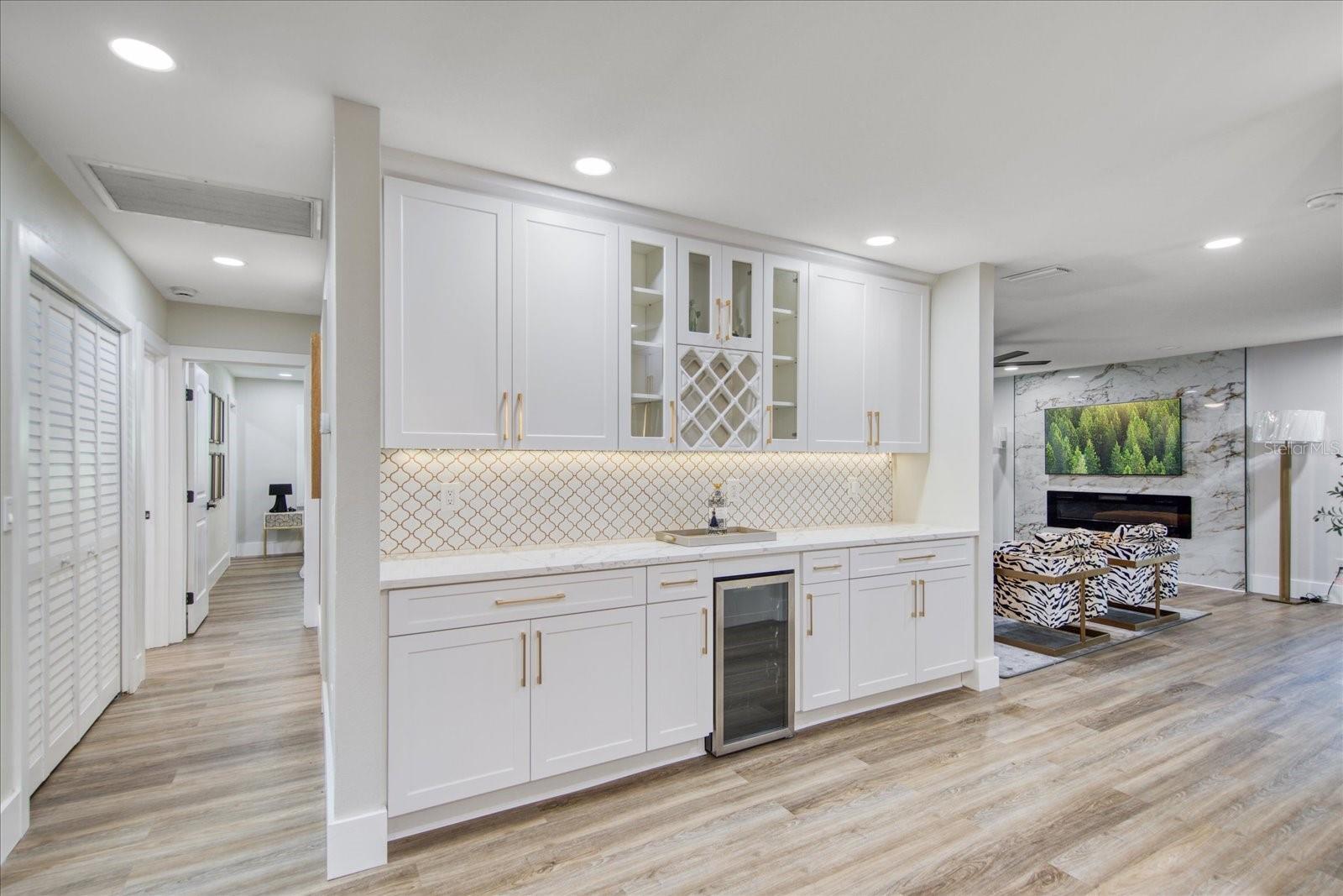 804 S WEST SHORE BLVD