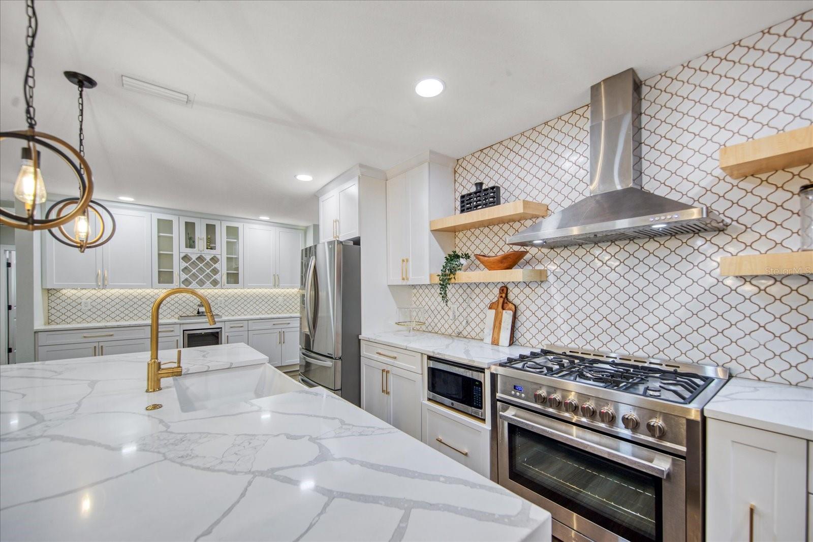 804 S WEST SHORE BLVD