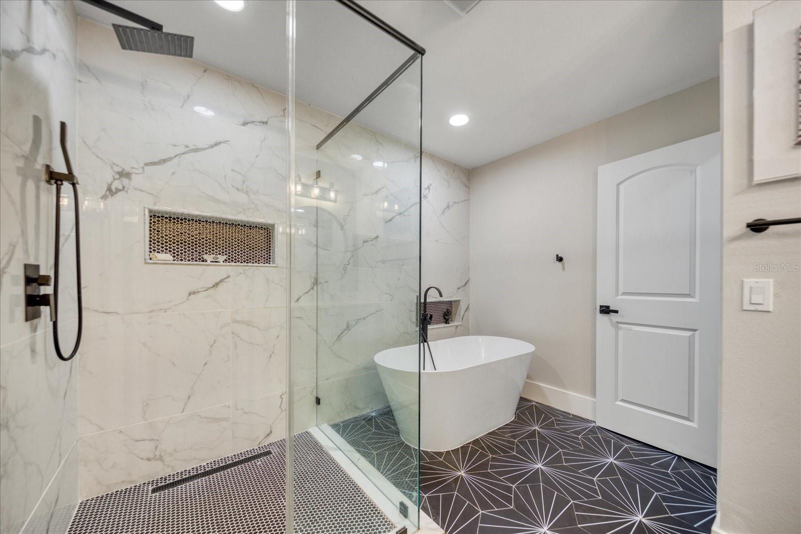 804 S WEST SHORE BLVD