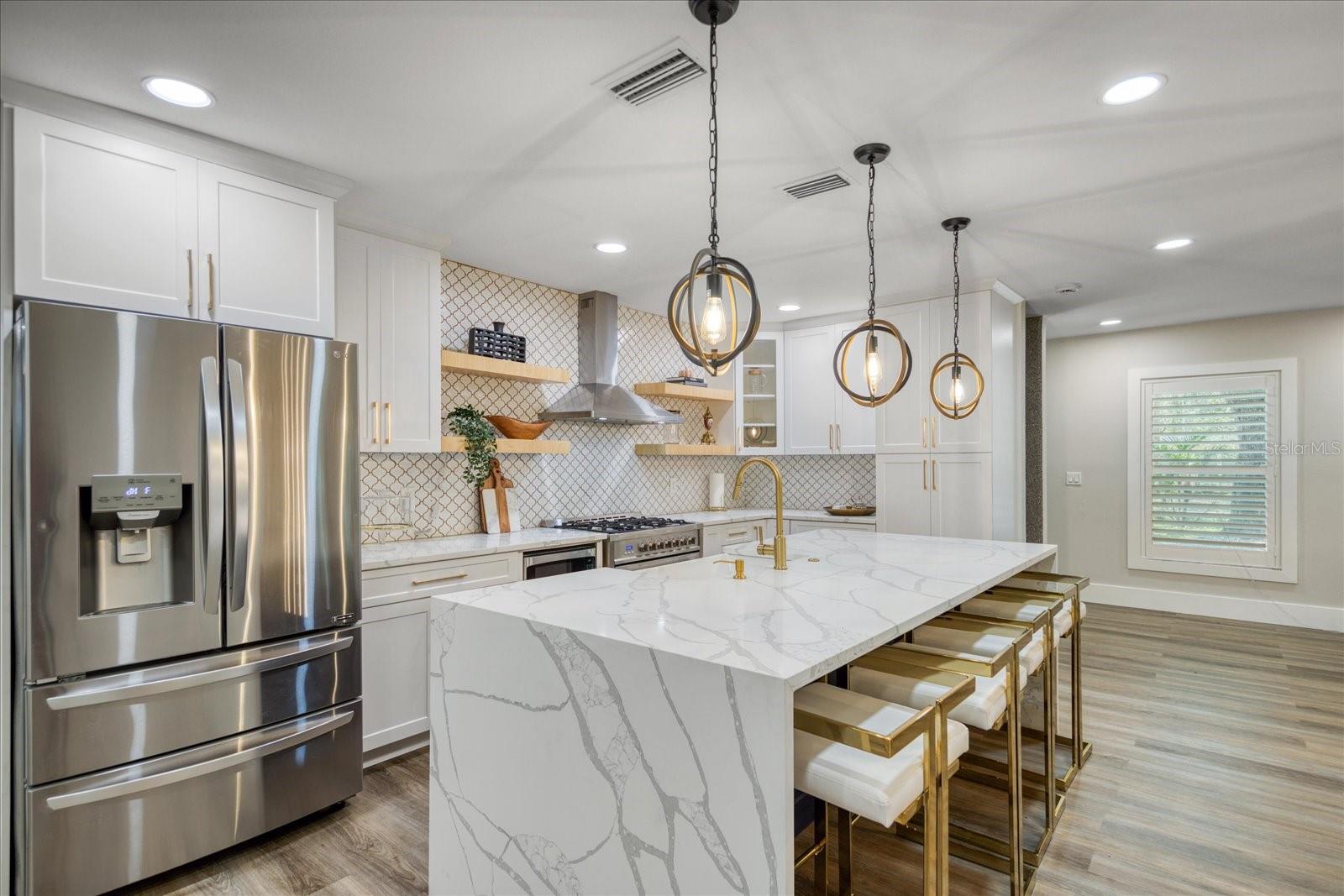 804 S WEST SHORE BLVD